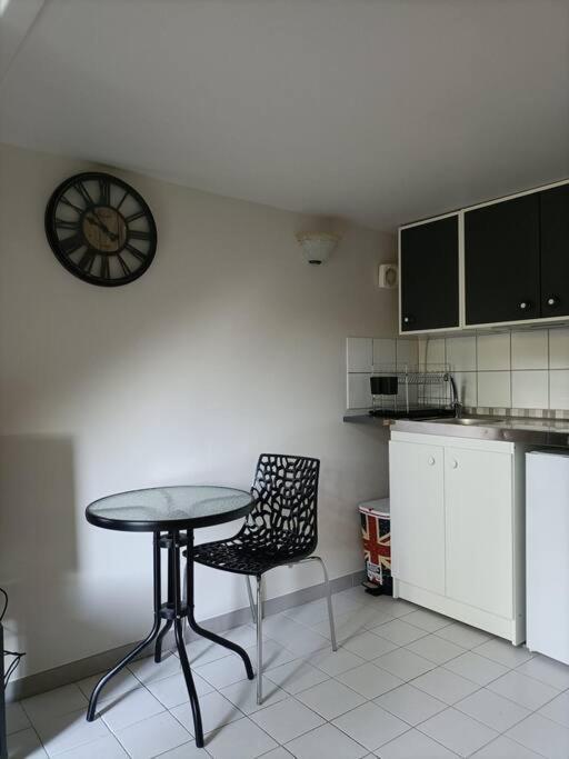 Agreable Et Paisible Studio Франкевиль-Сен-Пьер Экстерьер фото